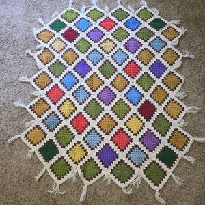 Vintage Handmade Crocheted Granny Square Throw Blanket Afghan 48"x60" 4ft‎ X 5ft